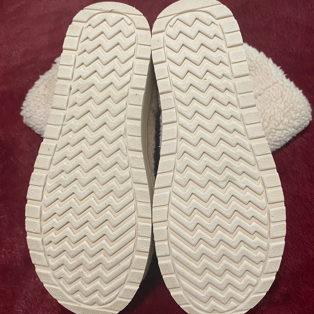 Madden Girl Cozy Cream Platform Boots - Picture 5 of 9